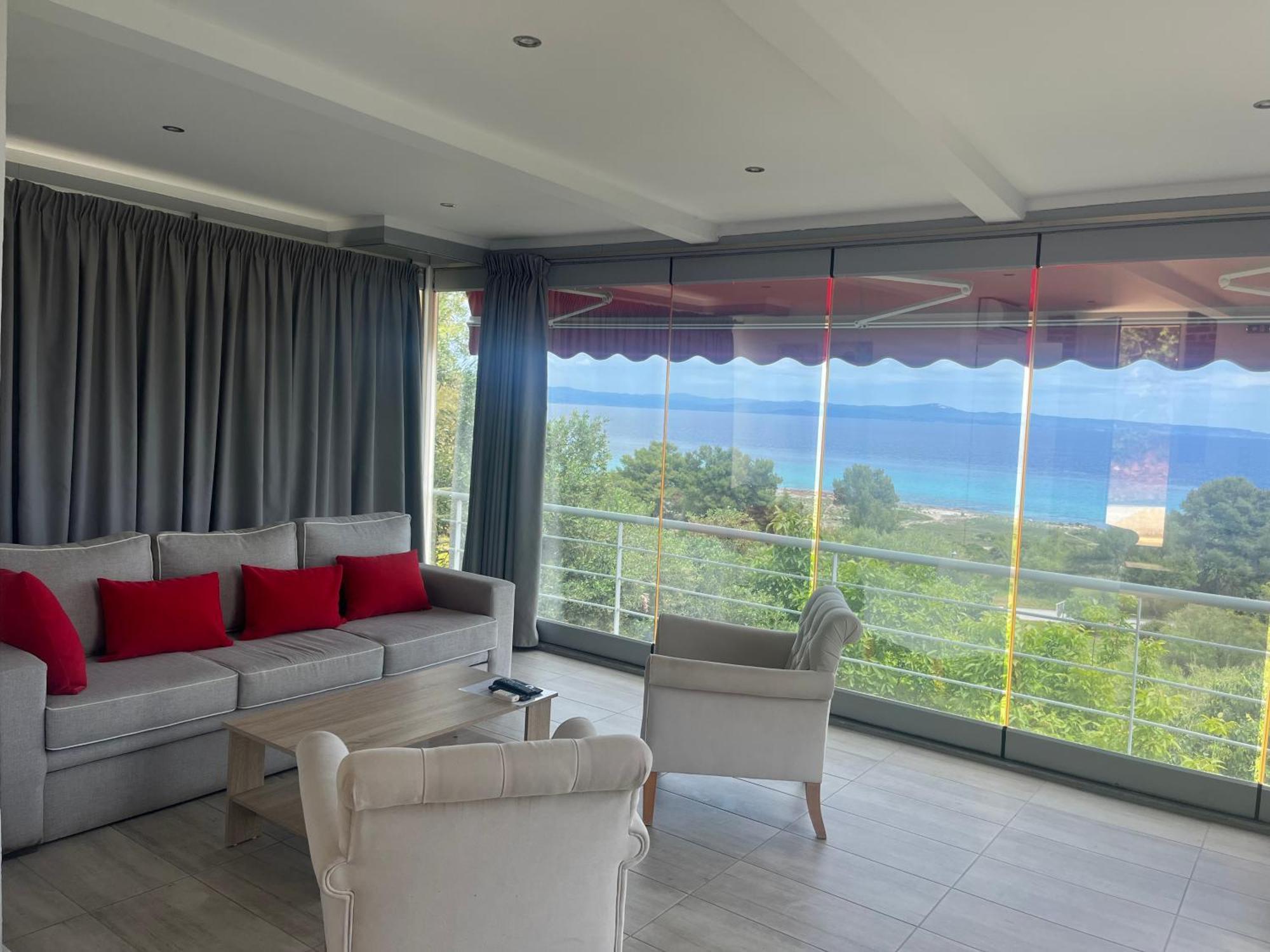 The Beach House - Apartments & Studios (Adults Only) Afytos Bagian luar foto