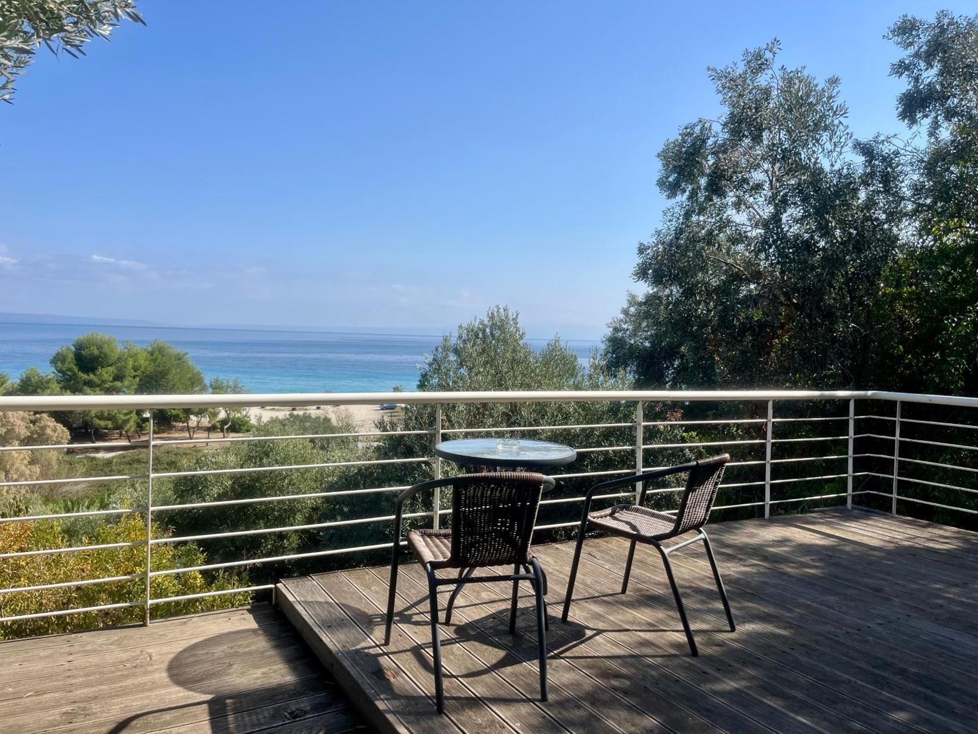 The Beach House - Apartments & Studios (Adults Only) Afytos Bagian luar foto