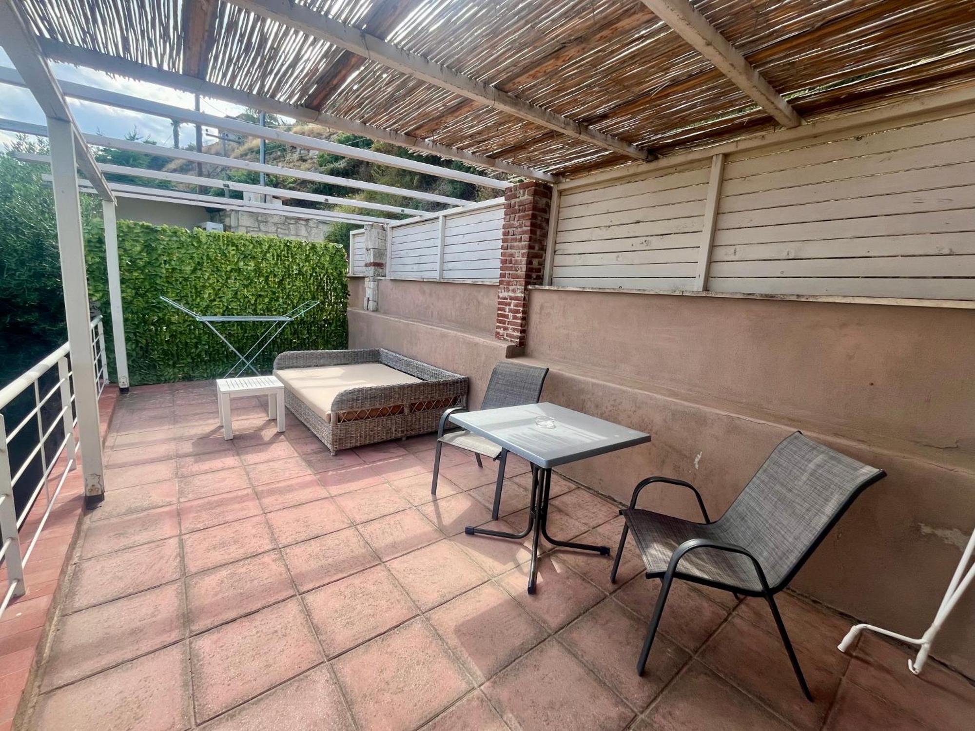 The Beach House - Apartments & Studios (Adults Only) Afytos Bagian luar foto