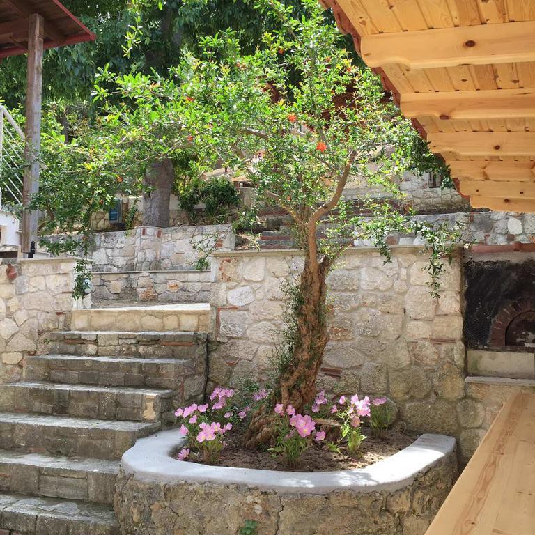 The Beach House - Apartments & Studios (Adults Only) Afytos Bagian luar foto